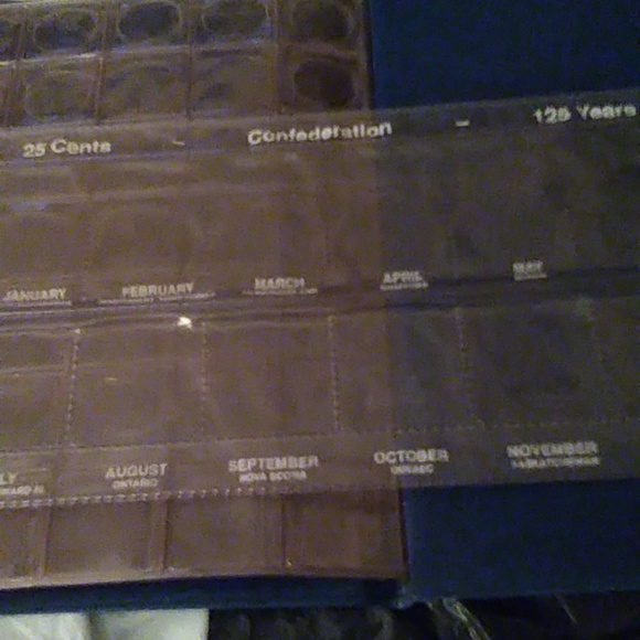 Coin Display (Dimes) - Picture 4 of 8